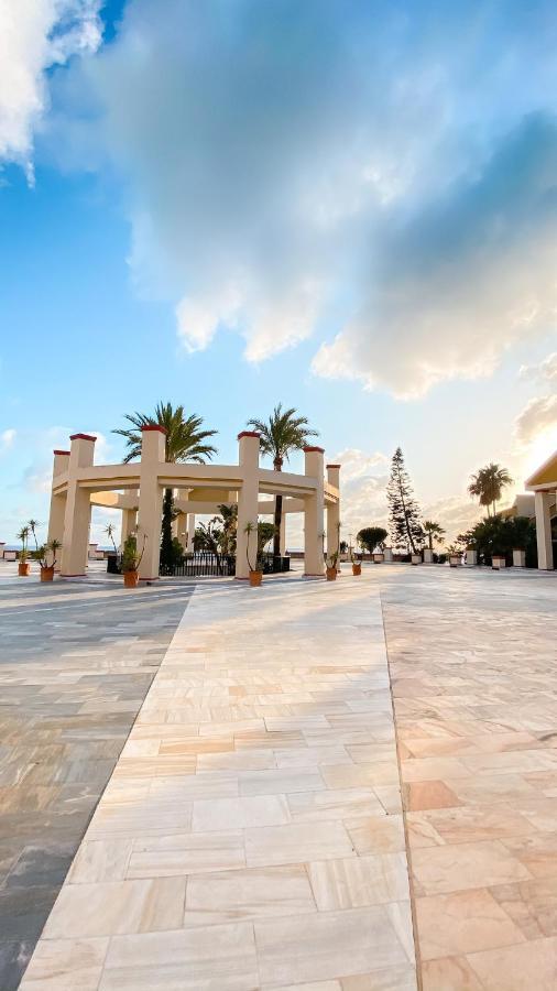 Apartemen Romana Playa
